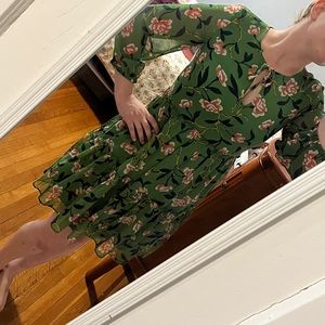 Long sleeve Ann Taylor dress - green with floral design